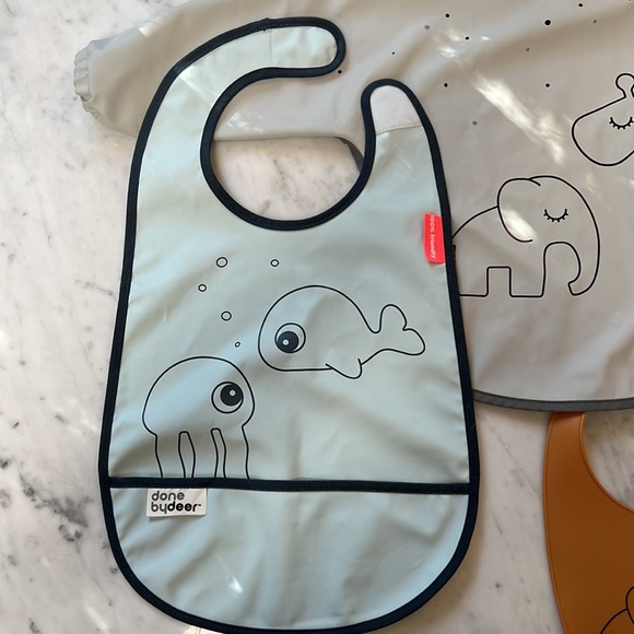 Done by deer bib set-4pack - Picture 2 of 10